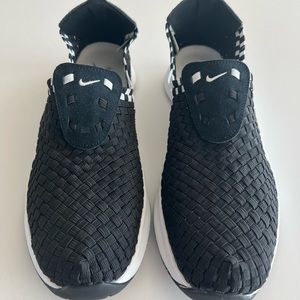 Men’s Nike Woven Sneakers - Size 12